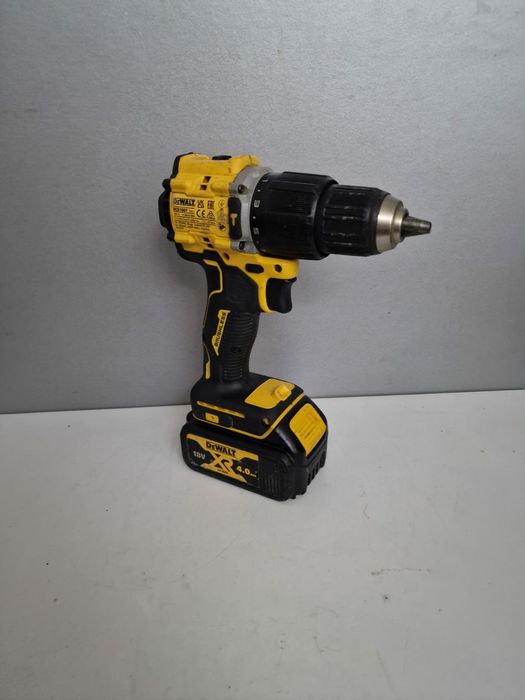 Dewalt DCD 100y Mașina de infiletat cu percutie  Brushless 4.0AH