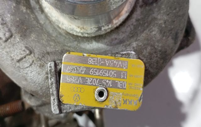 Turbosuflanta turbo 03L145702E  2.0TDI Audi Q5 8R [2008 - 2012]