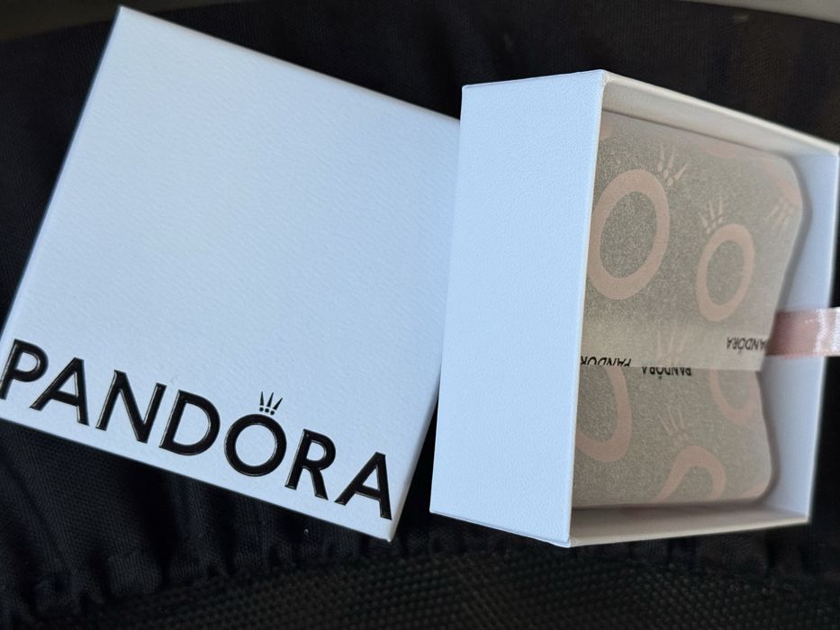 Cutie Pandora pentru bratara sau lant