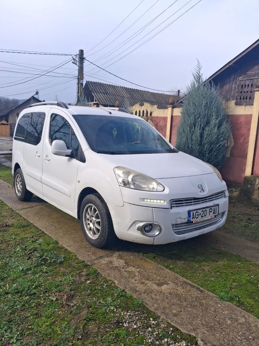 Vând Peugeot partener