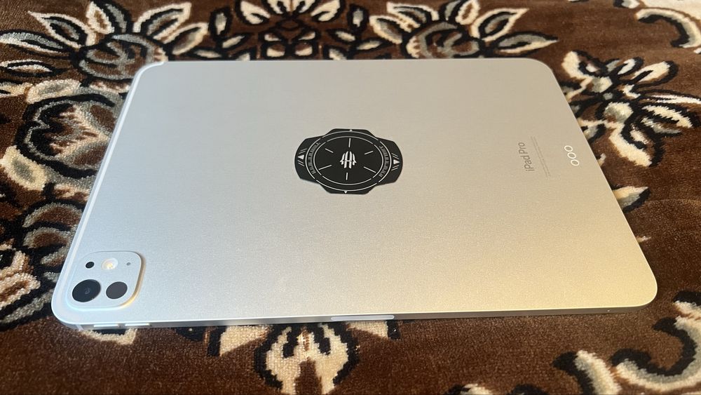 Продам Ipad pro m4 + куллер Red magic