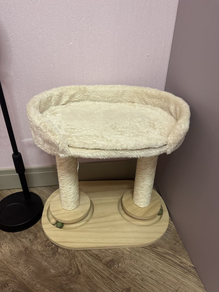 Продам лежанку для кошки