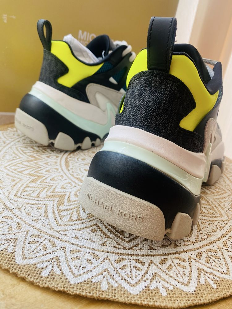 Michael Kors маратонки