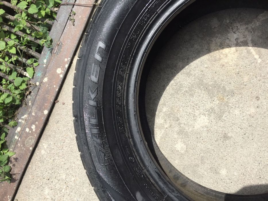 Cauciuc Falken 215/65 R17 2 bucati.