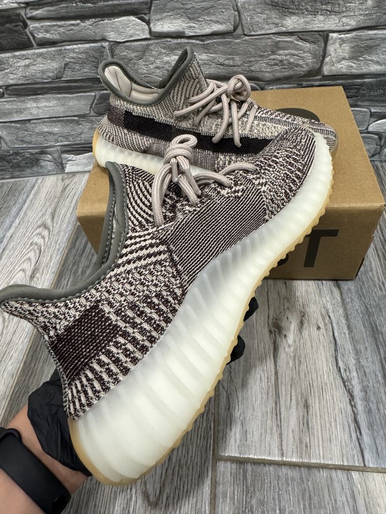 Yeezy 350 v2 Zyon