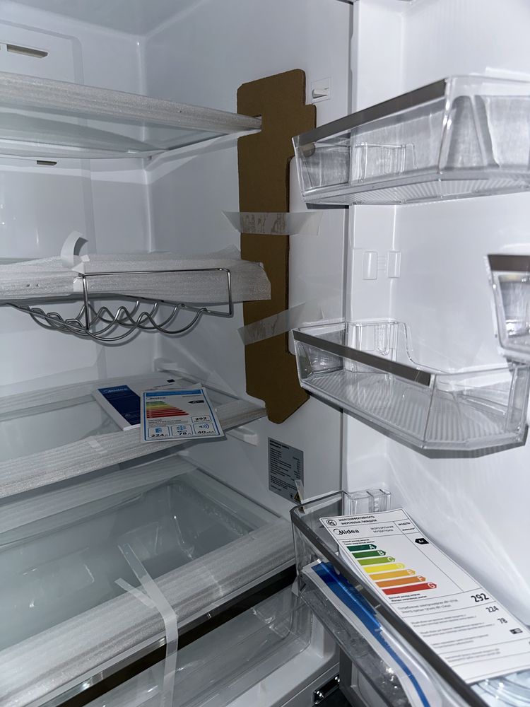 Midea холодильник