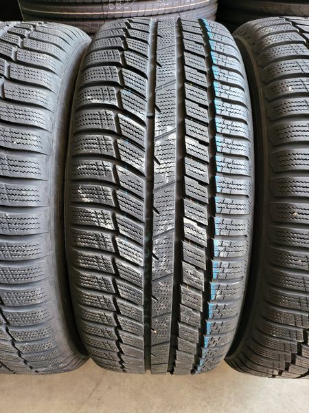 235/50/19 Toyo 4piese
