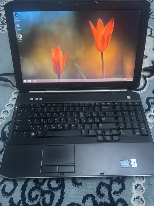 Ноутбук Dell в хорошем состоянии