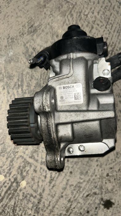 Pompă injecție A6 C7 2.0 CGLC cod 03L130755AC