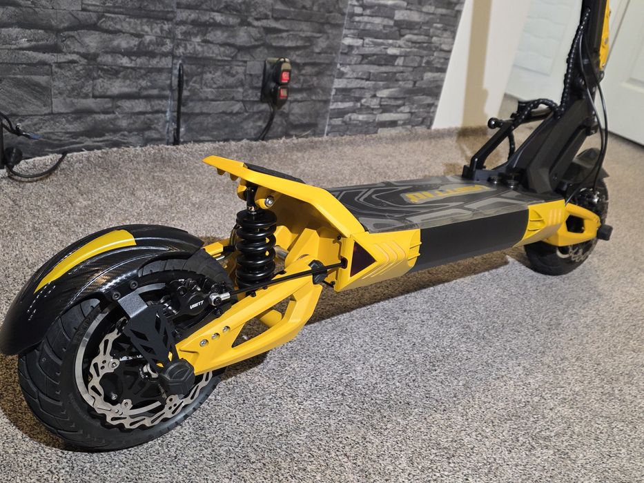 Scuter electric vssett 10 plus  cu bateria LG