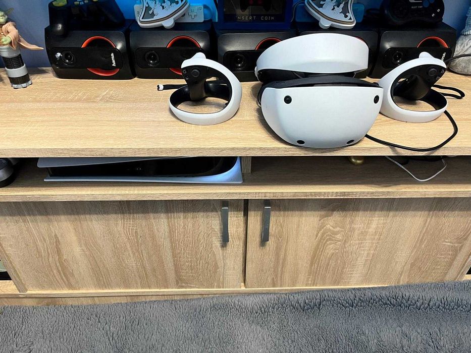 PS5 Digital Edition + PS VR2 + Jocuri VR & PS5 (conturi incluse)