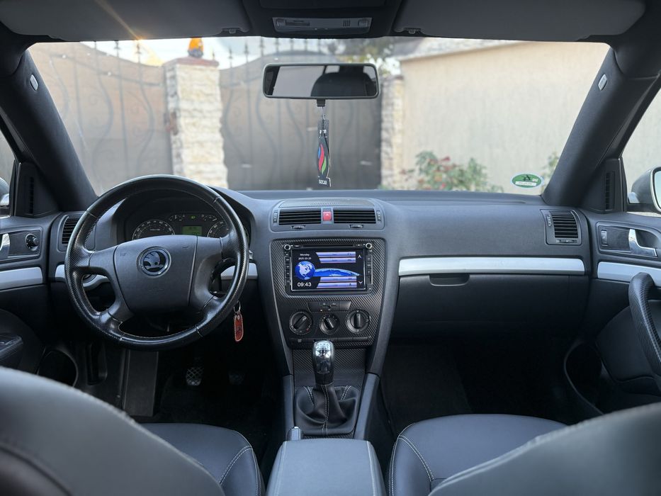 Skoda Octavia 2 • 2007 | 1.6mpi •