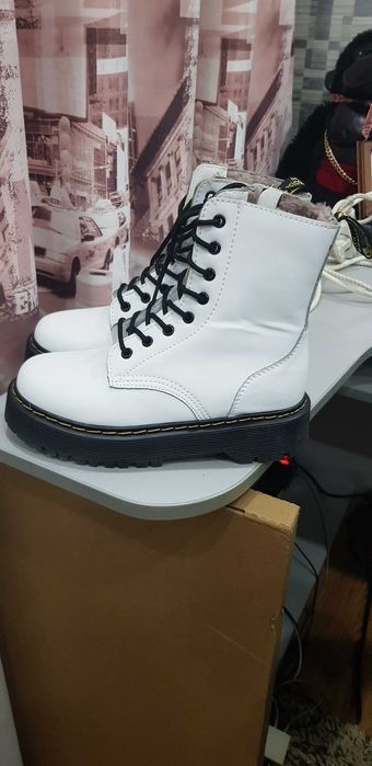 Продам женские ботинки 40 размер