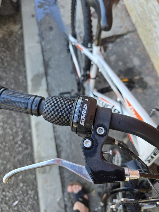 Bicicleta pentru copii 7-10 ani
