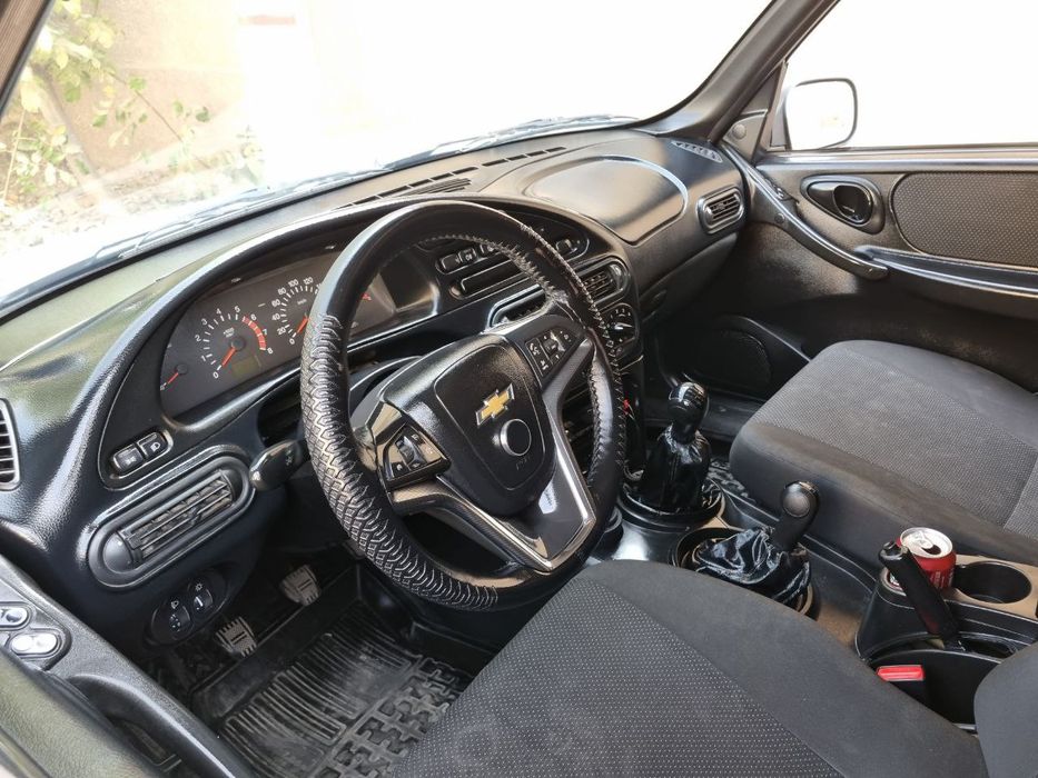 Chevrolet Niva sotiladi