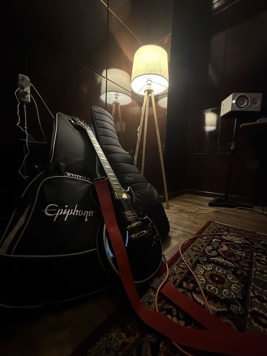 Продается Epiphone Les Paul Custom!