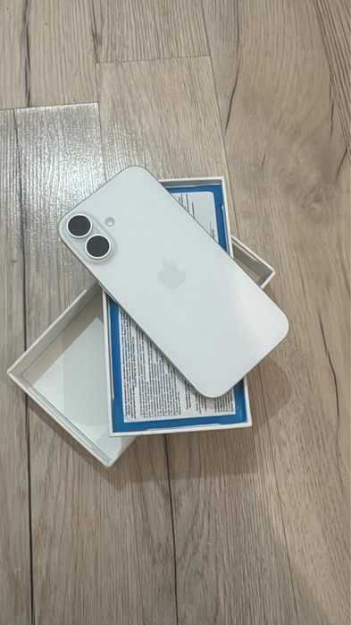 Iphone 16 256gb sim/esim