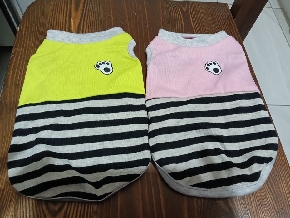 Продавам дрешки за мини кученца