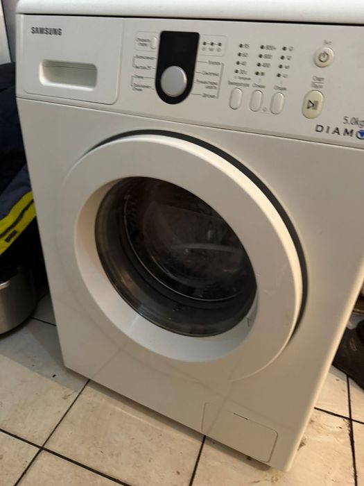Продам стиральную машинку автомат Samsung