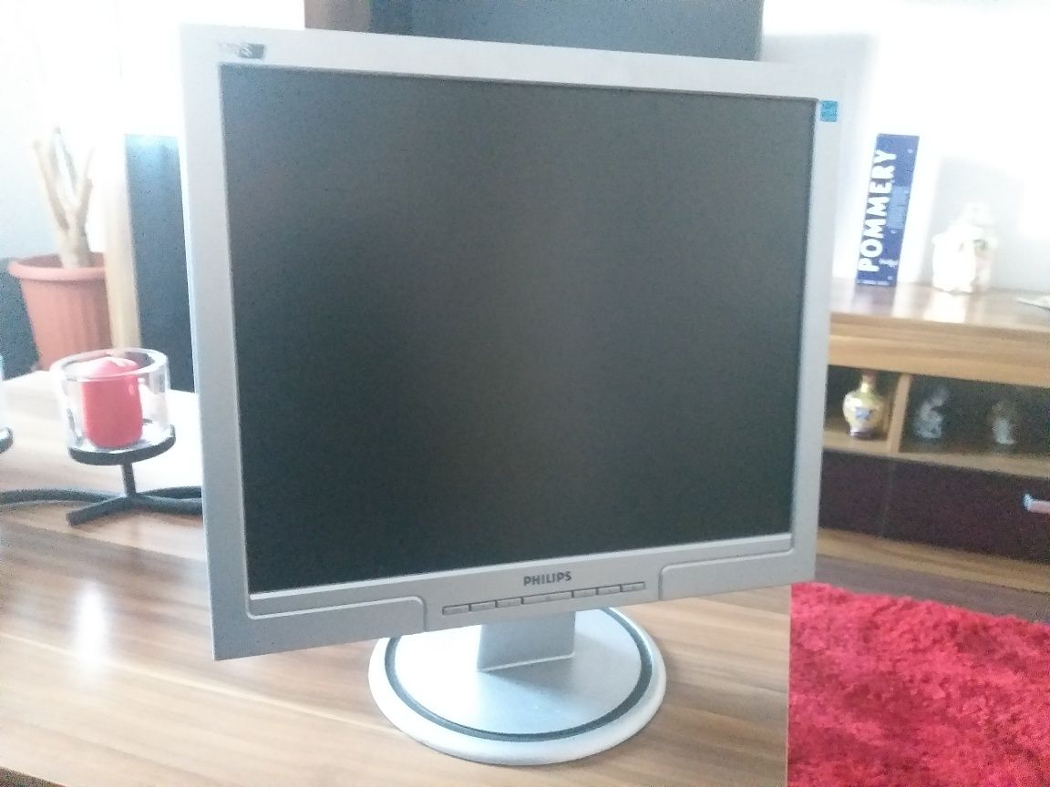 Monitor Philips LCD 17 ieftin