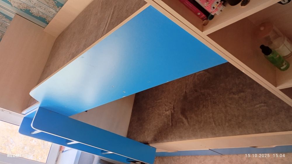 Продам двухъярусную кровать