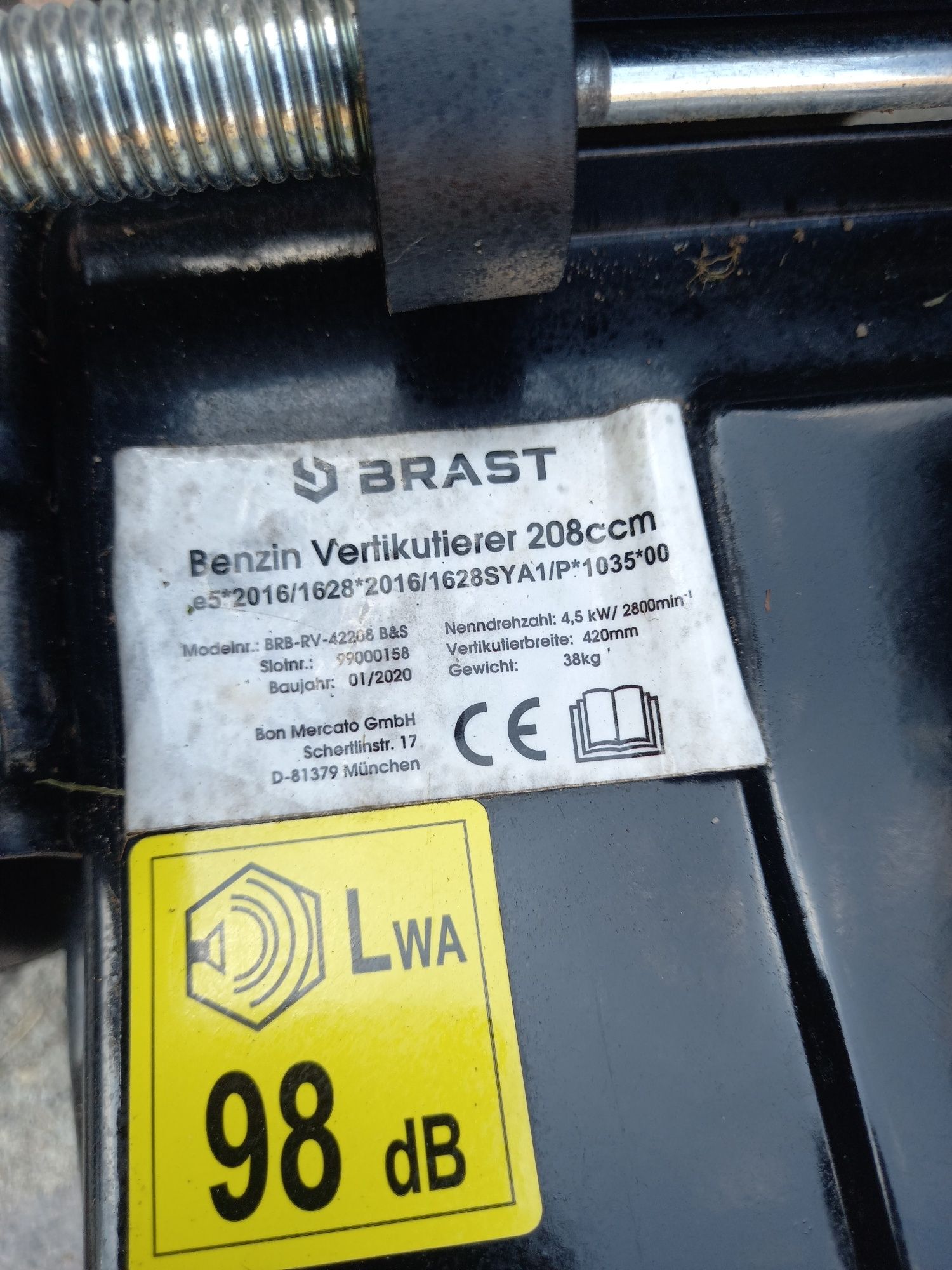Scarificator gazon briggs&stratton