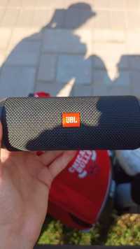 JBL flip 3 essential