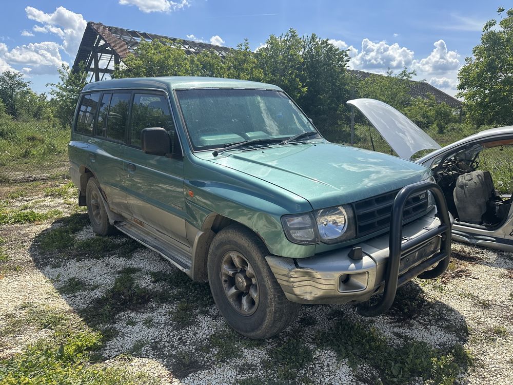 Mitsubishi Pajero на части