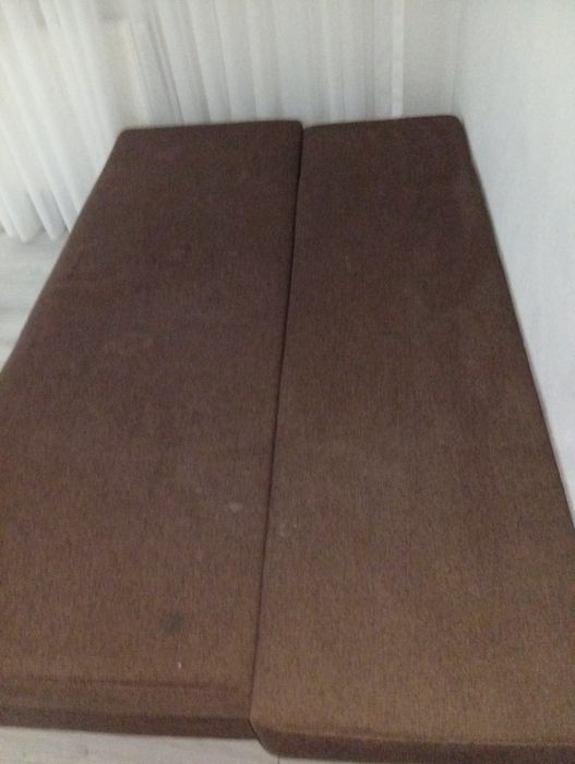 Vând canapea extensibila în Timișoara !