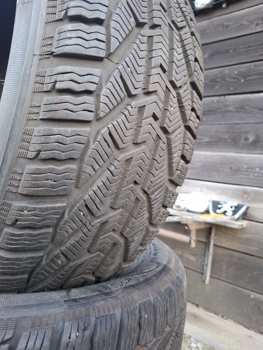 Vand set 4 anvelope 225 50 17 serbing de iarna ca noi dot 2022