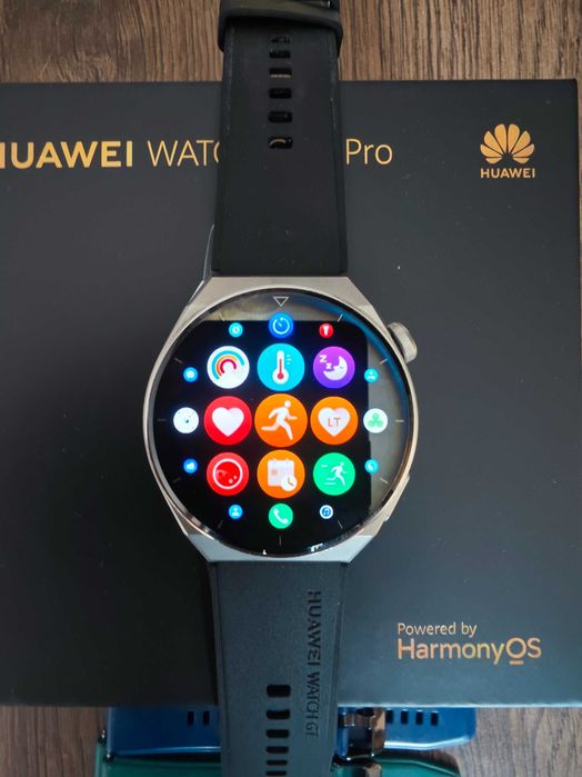 Huawei Watch GT 3 Pro Titanium case, Black strap