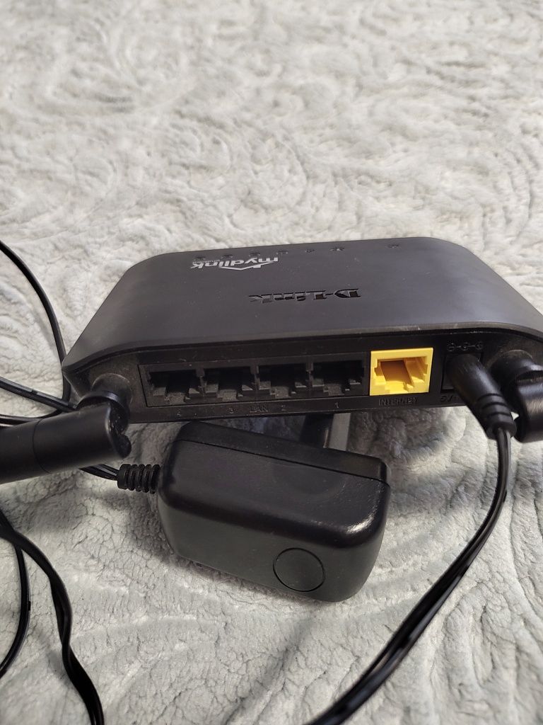 Router Wireless N300 D-Link DIR-605L