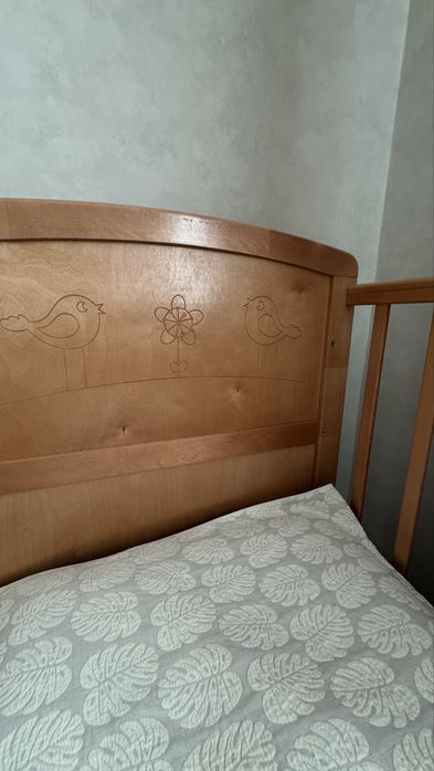 Детская кровать из березы