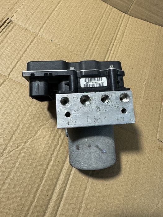 Pompa abs cu esp audi A4 B6 A4 B7 seat exeo