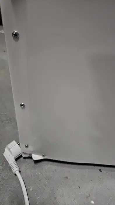 Диспенсър за вода Muhler WD-20ES ТРАНСПОРТЕН ДЕФЕКТ