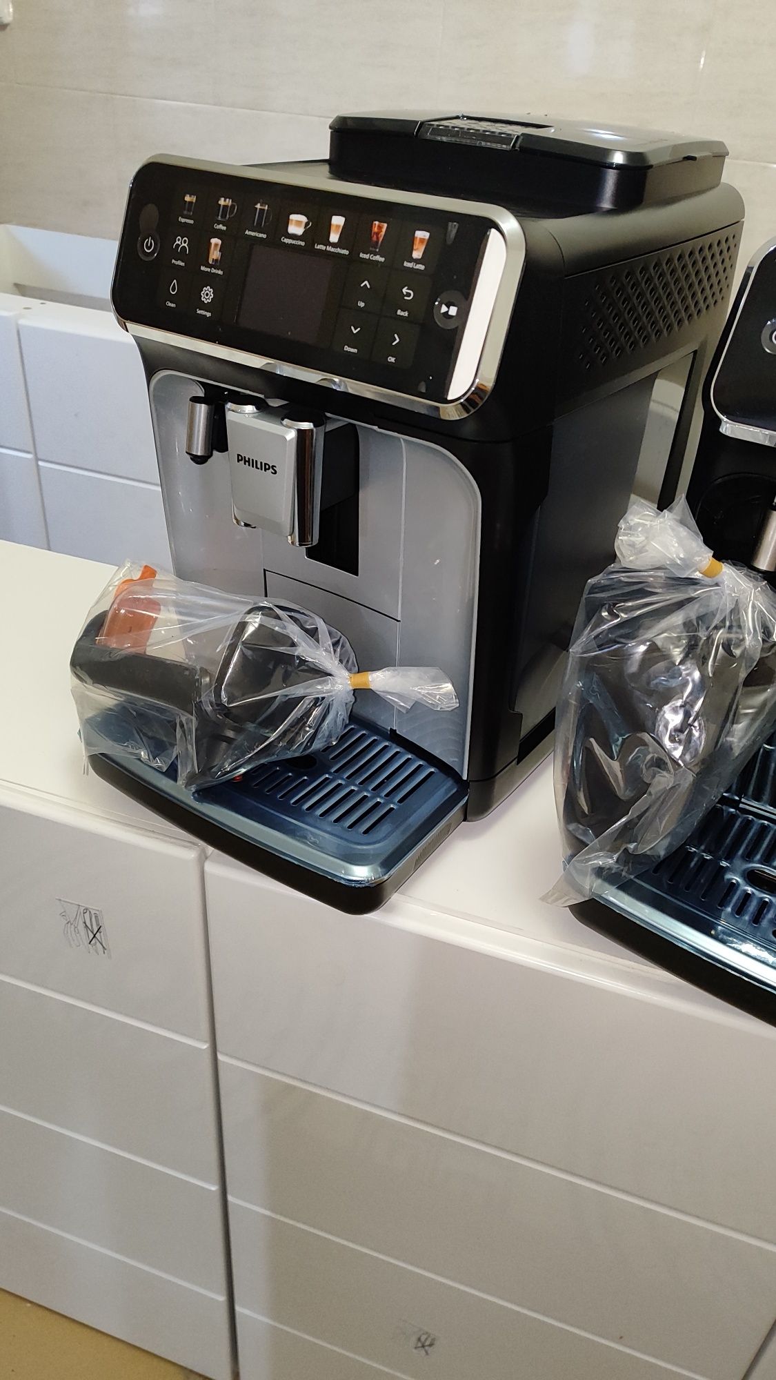 Espressor automat Philips seria 5500 bonus 2xAquaclean