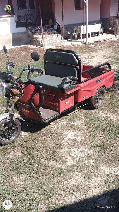 Tricicletă electrică