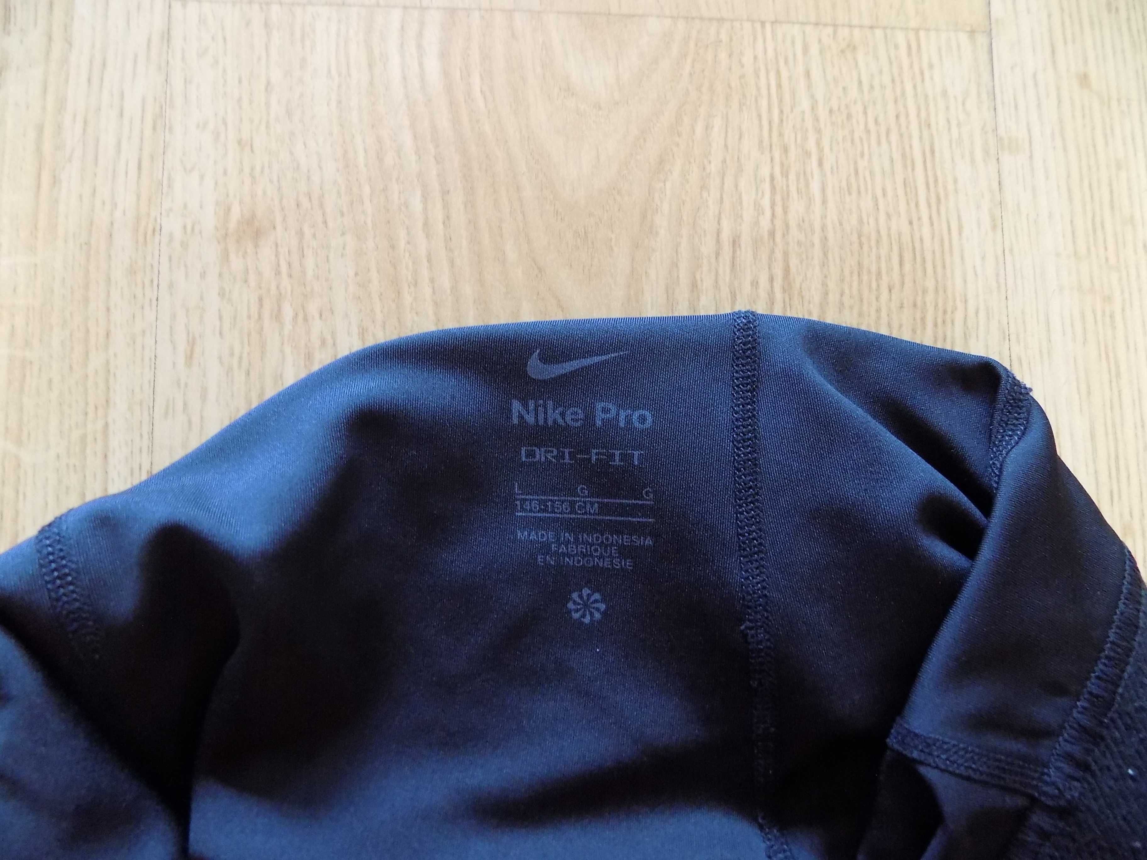 къси панталони nike running/pro клин шорти спорт дамски оригинал S/XS