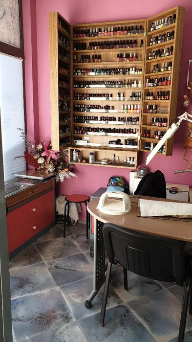 Гардероб за лакове