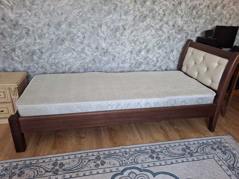 Төсек сатылады, Продаётся кровать