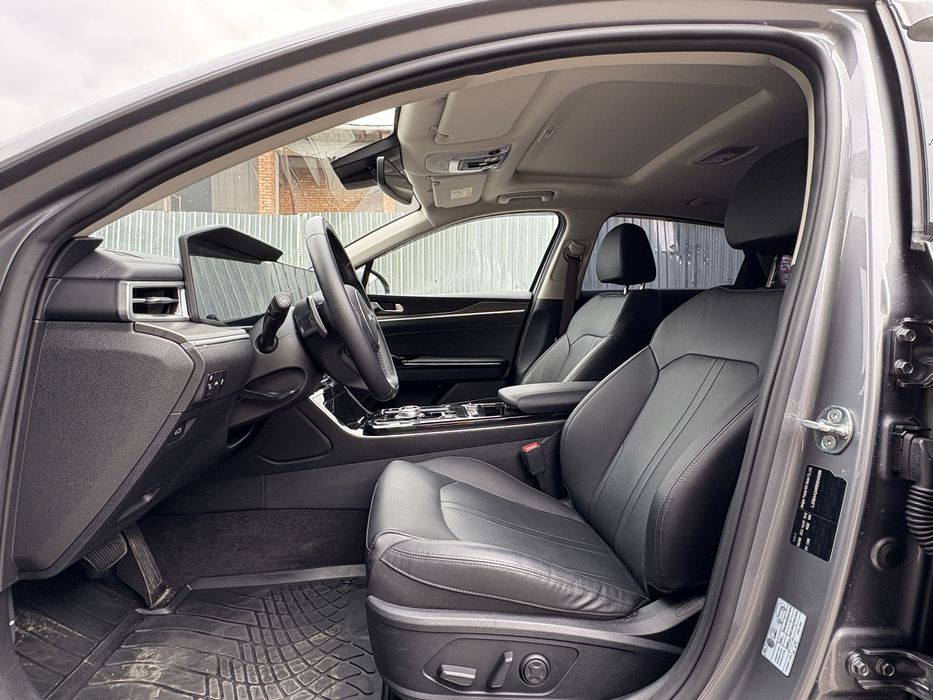 KIA           K5