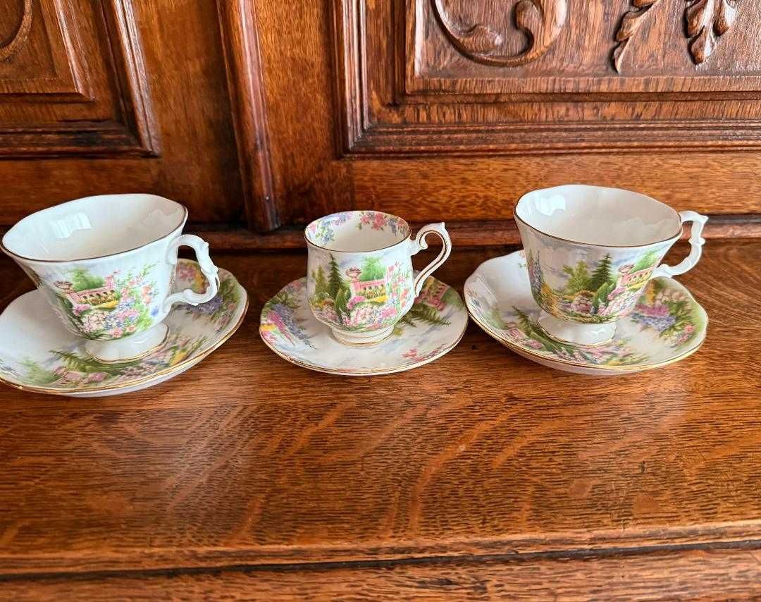 3 чашки за кафе с подложни чинийки Royal Albert
