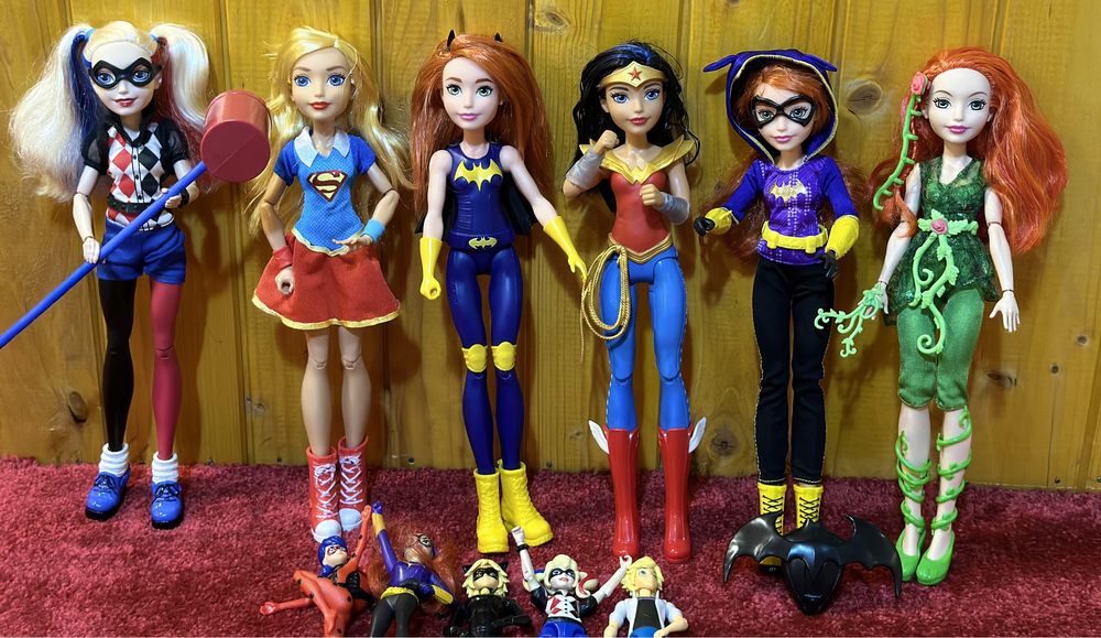 Papusi Dc Super Hero Girls