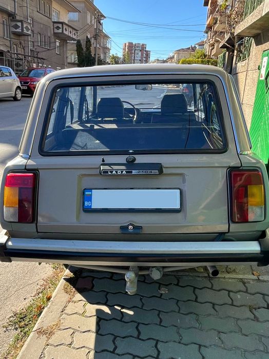 Продавам Лада 2104 в движение