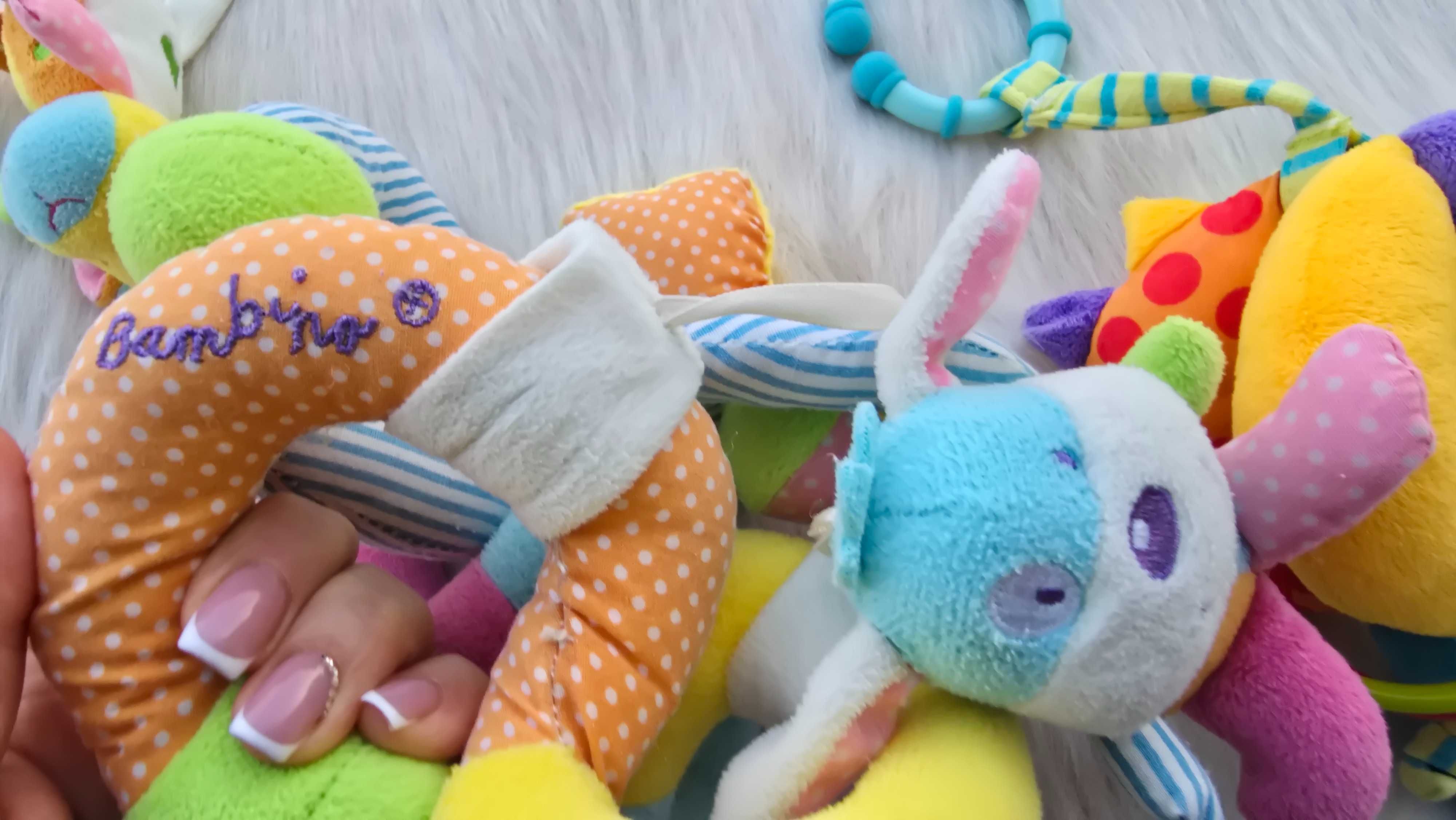 Играчки за детска количка и кошара