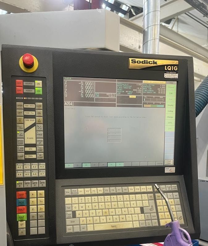 Cnc Sodick Aq55l 2007/11 eroziune cu electrod masiv