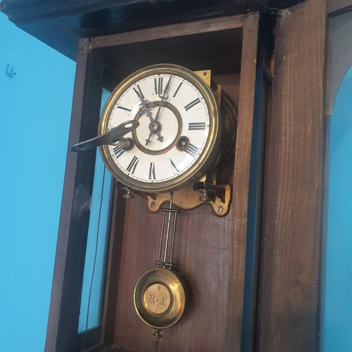 Стенен Часовник JUNGHANS Антика