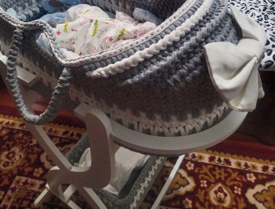 To’qilgan belanchak qol ishi