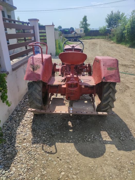 Vând tractor Kramer KB 17 răcire apa