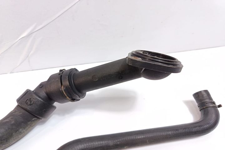 Furtun radiator Volkswagen VW Passat B5.5 (facelift)